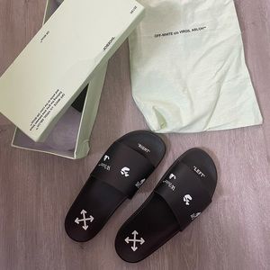 Off White Slides - Drowning Man